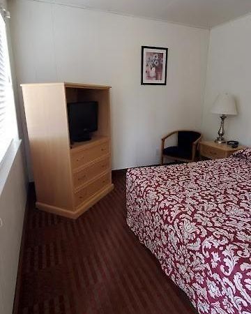 Fairmount Motel ポート・エンジェルス エクステリア 写真