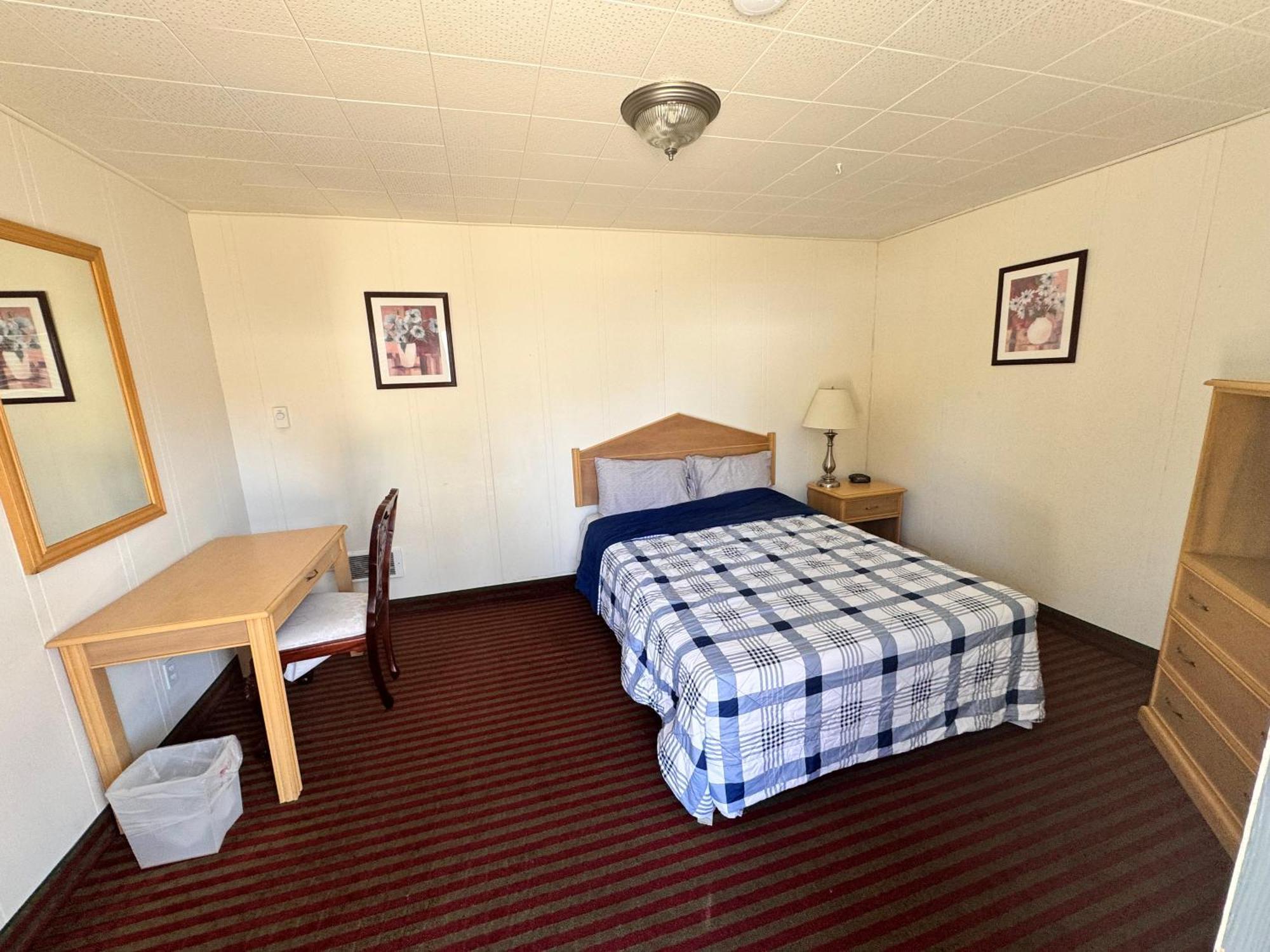 Fairmount Motel ポート・エンジェルス エクステリア 写真